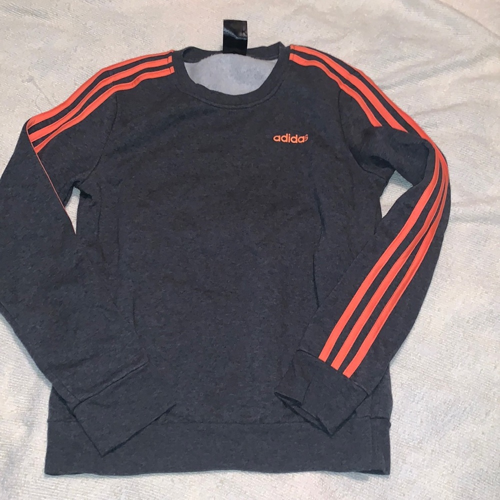 Like new adidas crewneck sweatshirt